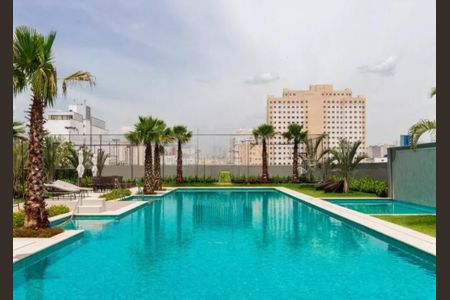 Apartamento à venda com 82m², 2 quartos e 1 vaga Apartamento à venda com 82m², 2 quartos e 1 vagaÁrea comum - Piscina