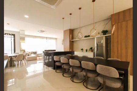 Apartamento à venda com 82m², 2 quartos e 1 vaga Apartamento à venda com 82m², 2 quartos e 1 vagaÁrea comum - Salão de festas