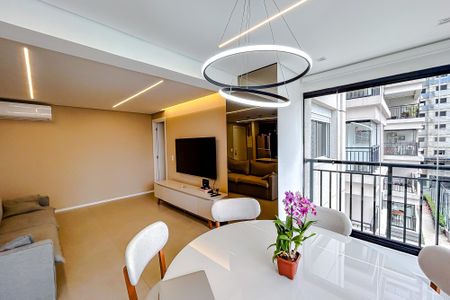 Apartamento à venda com 82m², 2 quartos e 1 vagaVaranda