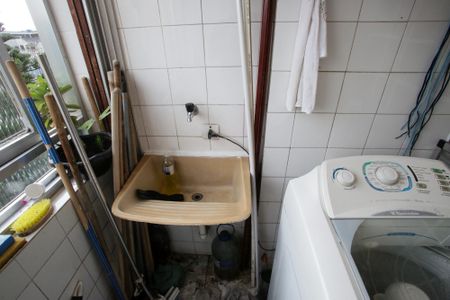 Apartamento à venda com 55m², 2 quartos e 1 vagaÁrea de serviço