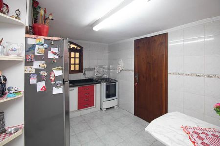 Casa à venda com 240m², 2 quartos e 2 vagasCozinha - Armários