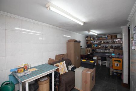 Casa à venda com 240m², 2 quartos e 2 vagasÁrea de Serviço 2