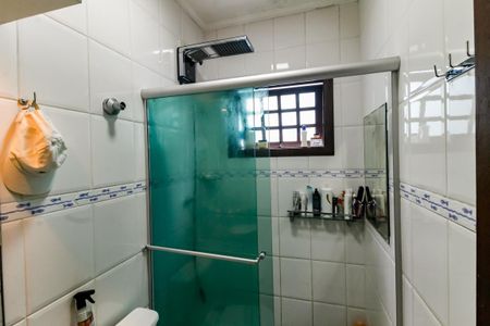 Casa para alugar com 155m², 4 quartos e 4 vagas Casa para alugar com 155m², 4 quartos e 4 vagasBanheiro Corredor