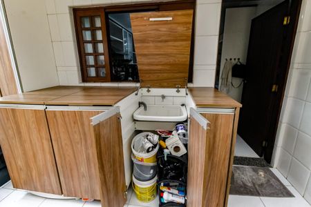 Casa para alugar com 155m², 4 quartos e 4 vagas Casa para alugar com 155m², 4 quartos e 4 vagasDetalhe da area de serviço