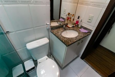 Casa para alugar com 155m², 4 quartos e 4 vagas Casa para alugar com 155m², 4 quartos e 4 vagasBanheiro da Suíte 1