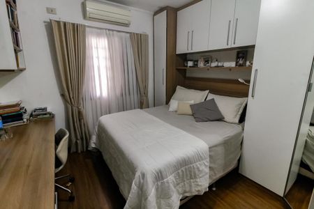 Casa para alugar com 155m², 4 quartos e 4 vagas Casa para alugar com 155m², 4 quartos e 4 vagasSuíte 1