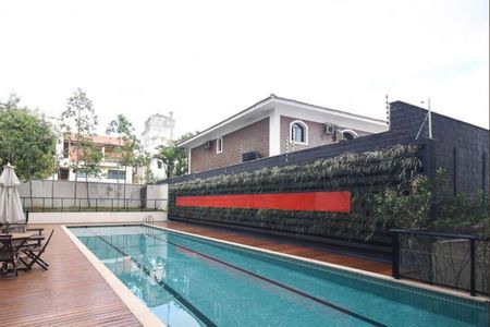 Apartamento à venda com 130m², 2 quartos e 3 vagasÁrea comum - Piscina