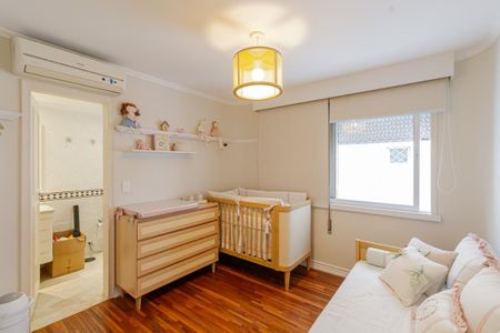 Apartamento para alugar com 189m², 3 quartos e 2 vagas Apartamento para alugar com 189m², 3 quartos e 2 vagasSuíte 2