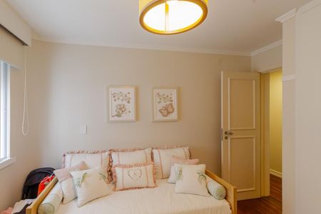 Apartamento para alugar com 189m², 3 quartos e 2 vagas Apartamento para alugar com 189m², 3 quartos e 2 vagasSuíte 2