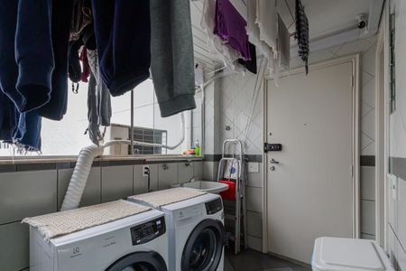 Apartamento para alugar com 189m², 3 quartos e 2 vagas Apartamento para alugar com 189m², 3 quartos e 2 vagasÁrea de Serviço