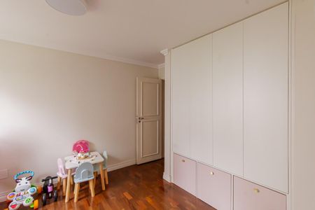 Apartamento para alugar com 189m², 3 quartos e 2 vagas Apartamento para alugar com 189m², 3 quartos e 2 vagasQuarto