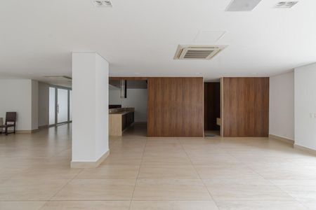 Apartamento para alugar com 189m², 3 quartos e 2 vagas Apartamento para alugar com 189m², 3 quartos e 2 vagasÁrea comum - Salão de festas