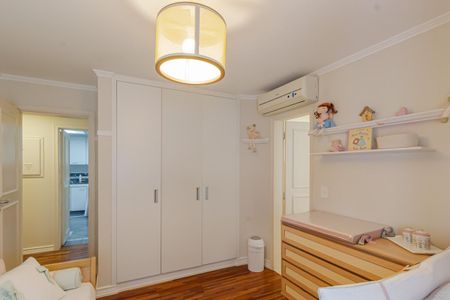 Apartamento para alugar com 189m², 3 quartos e 2 vagas Apartamento para alugar com 189m², 3 quartos e 2 vagasSuíte 2