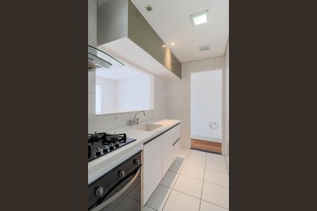 Apartamento à venda com 70m², 2 quartos e 2 vagas Apartamento à venda com 70m², 2 quartos e 2 vagasCozinha