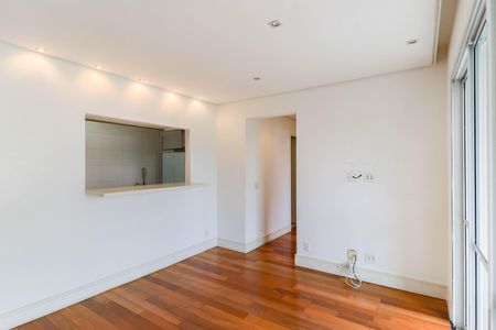 Apartamento à venda com 70m², 2 quartos e 2 vagas Apartamento à venda com 70m², 2 quartos e 2 vagasSala