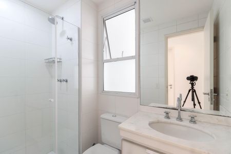 Apartamento à venda com 70m², 2 quartos e 2 vagas Apartamento à venda com 70m², 2 quartos e 2 vagasBanheiro Social