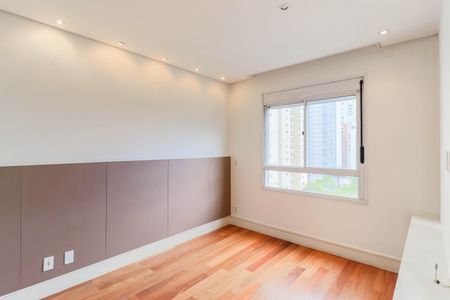 Apartamento à venda com 70m², 2 quartos e 2 vagas Apartamento à venda com 70m², 2 quartos e 2 vagasSuíte