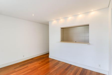 Apartamento à venda com 70m², 2 quartos e 2 vagas Apartamento à venda com 70m², 2 quartos e 2 vagasSala