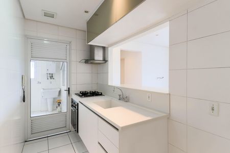 Apartamento à venda com 70m², 2 quartos e 2 vagas Apartamento à venda com 70m², 2 quartos e 2 vagasCozinha