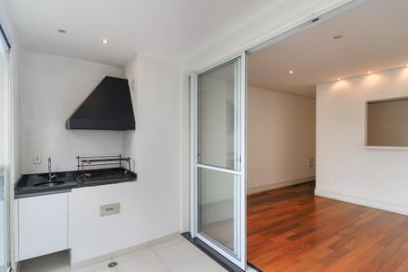 Apartamento à venda com 70m², 2 quartos e 2 vagas Apartamento à venda com 70m², 2 quartos e 2 vagasVaranda Gourmet