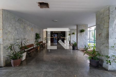 Apartamento à venda com 60m², 2 quartos e 1 vagaHall