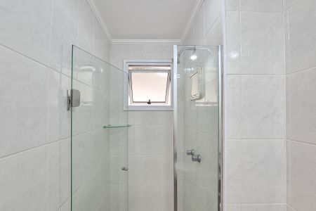 Apartamento à venda com 65m², 3 quartos e 2 vagas Apartamento à venda com 65m², 3 quartos e 2 vagasBanheiro da Suíte