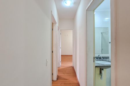 Apartamento à venda com 65m², 3 quartos e 2 vagas Apartamento à venda com 65m², 3 quartos e 2 vagasCorredor