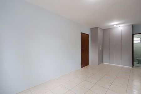 Apartamento à venda com 82m², 2 quartos e 1 vaga Apartamento à venda com 82m², 2 quartos e 1 vagaSuíte