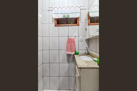 Casa de condomínio à venda com 85m², 2 quartos e 1 vagaLavabo