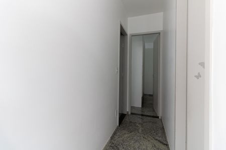 Corredor de apartamento para alugar com 2 quartos, 50m² em Sacoma, São Paulo