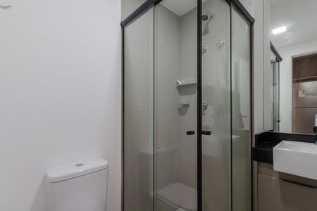Banheiro de kitnet/studio para alugar com 1 quarto, 25m² em Vila Olímpia, São Paulo