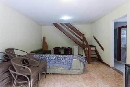 Casa de condomínio à venda com 539m², 6 quartos e 4 vagas Casa de condomínio à venda com 539m², 6 quartos e 4 vagassala 3