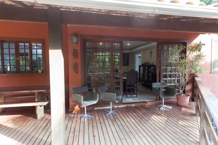 Casa de condomínio à venda com 539m², 6 quartos e 4 vagas Casa de condomínio à venda com 539m², 6 quartos e 4 vagasdeck/ varanda sala