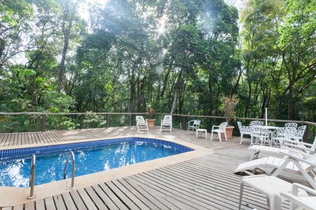 Casa de condomínio à venda com 539m², 6 quartos e 4 vagas Casa de condomínio à venda com 539m², 6 quartos e 4 vagasPiscina