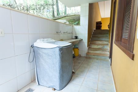 Casa de condomínio à venda com 539m², 6 quartos e 4 vagas Casa de condomínio à venda com 539m², 6 quartos e 4 vagasÁrea de Serviço