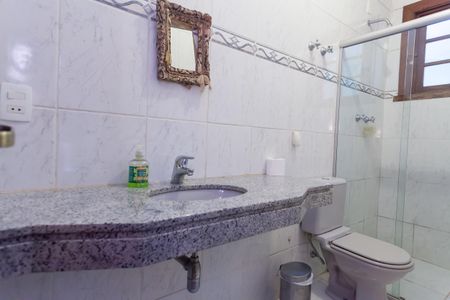 Casa de condomínio à venda com 539m², 6 quartos e 4 vagas Casa de condomínio à venda com 539m², 6 quartos e 4 vagasBanheiro suite 1