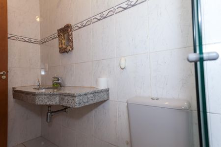 Casa de condomínio à venda com 539m², 6 quartos e 4 vagas Casa de condomínio à venda com 539m², 6 quartos e 4 vagasBanheiro suite 1