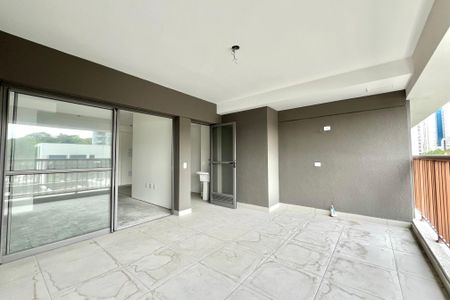 Apartamento à venda com 85m², 2 quartos e 1 vaga Apartamento à venda com 85m², 2 quartos e 1 vagaVaranda