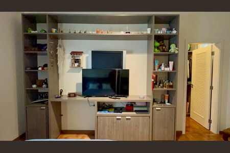 Apartamento à venda com 250m², 4 quartos e 2 vagasSuíte 3