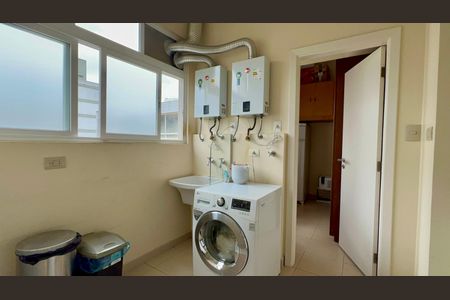 Apartamento à venda com 250m², 4 quartos e 2 vagasÁrea de Serviço