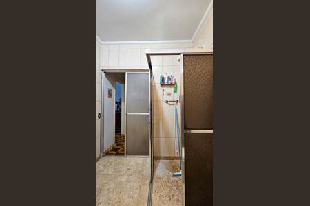 Casa à venda com 450m², 5 quartos e 7 vagas Casa à venda com 450m², 5 quartos e 7 vagasBanheiro 4