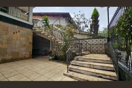 Casa à venda com 450m², 5 quartos e 7 vagas Casa à venda com 450m², 5 quartos e 7 vagasGaragem