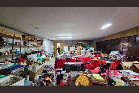 Casa à venda com 450m², 5 quartos e 7 vagas Casa à venda com 450m², 5 quartos e 7 vagasSalão