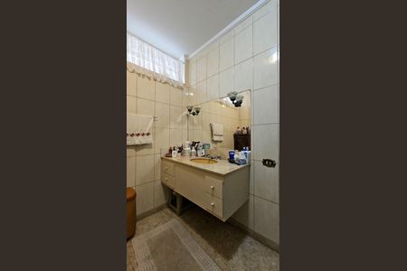 Casa à venda com 450m², 5 quartos e 7 vagas Casa à venda com 450m², 5 quartos e 7 vagasBanheiro 4