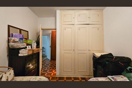 Casa à venda com 450m², 5 quartos e 7 vagas Casa à venda com 450m², 5 quartos e 7 vagasQuarto 3