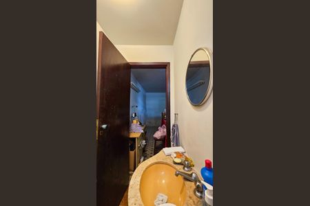 Casa à venda com 450m², 5 quartos e 7 vagas Casa à venda com 450m², 5 quartos e 7 vagasBanheiro 6