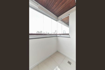 Apartamento para alugar com 88m², 3 quartos e 2 vagasVaranda