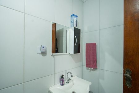 Casa à venda com 226m², 3 quartos e 2 vagas Casa à venda com 226m², 3 quartos e 2 vagasBanheiro da Suíte 2