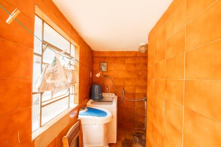 Casa à venda com 226m², 3 quartos e 2 vagas Casa à venda com 226m², 3 quartos e 2 vagasÁrea de Serviço