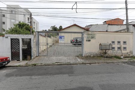 Casa de condomínio para alugar com 50m², 3 quartos e 1 vaga Casa de condomínio para alugar com 50m², 3 quartos e 1 vagaFachada